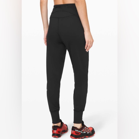 Lululemon Flurry Up High-Rise Jogger Size 6 - Picture 14 of 14